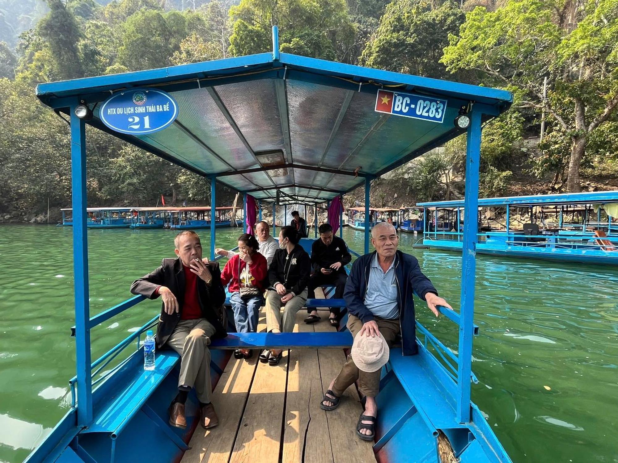 Duy Tuyen Ba Be Homestay Free Bbq Bac Kan Extérieur photo